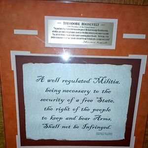 Amendment ll Bill of Rights Glass Broke In Moving. Design Is Perfect.